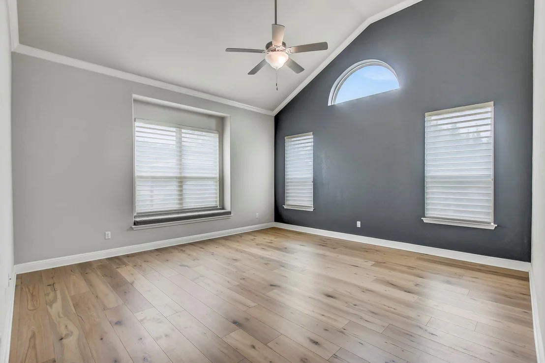 Photo of 7840 Aria LOOP