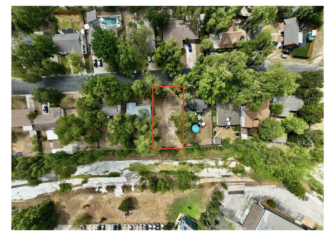 Photo of 904 Hermitage DR