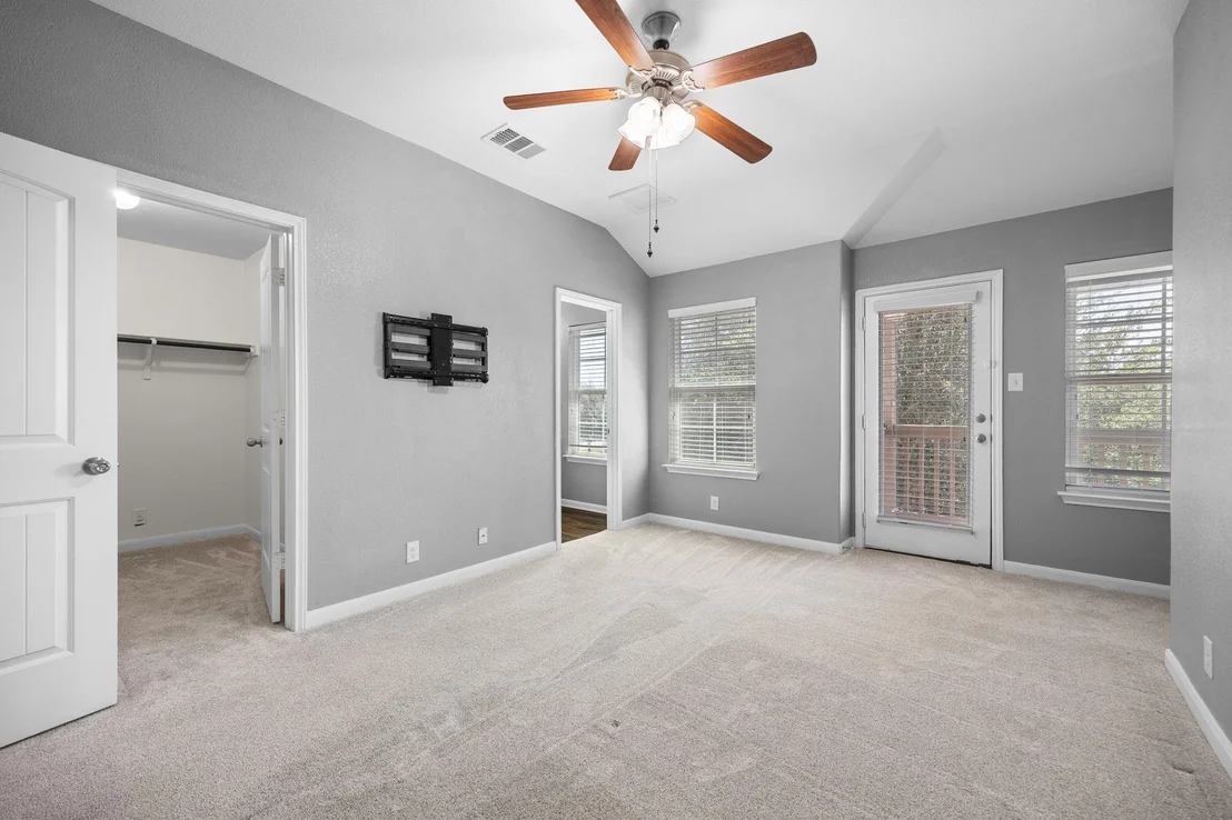 Photo of 212 McCoy LN