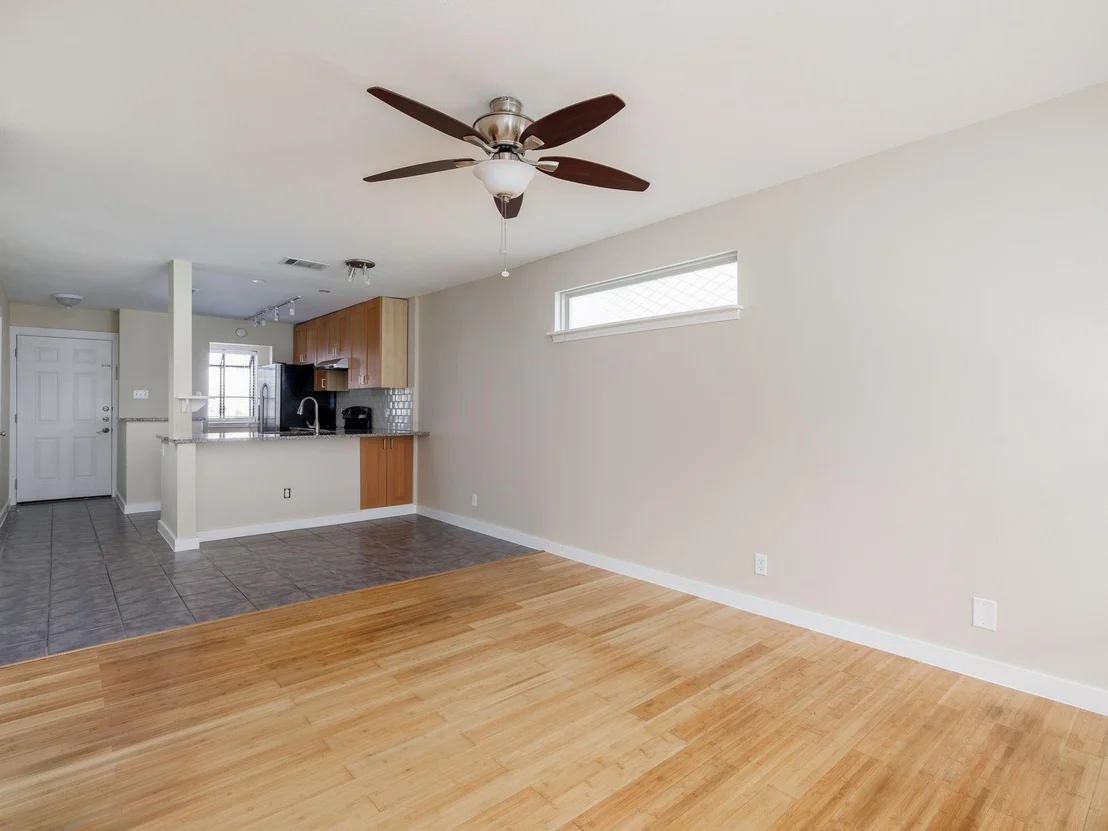 Photo of Unit 1086 at 2215 Post RD