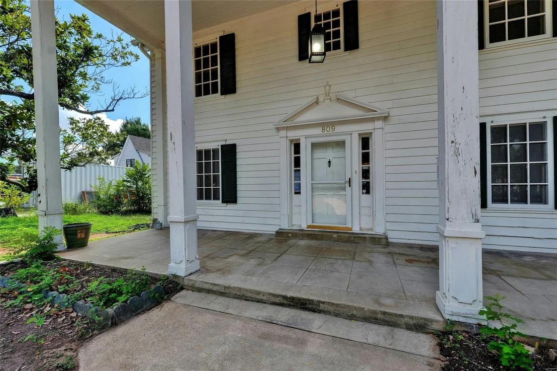 Photo of 809 Park BLVD