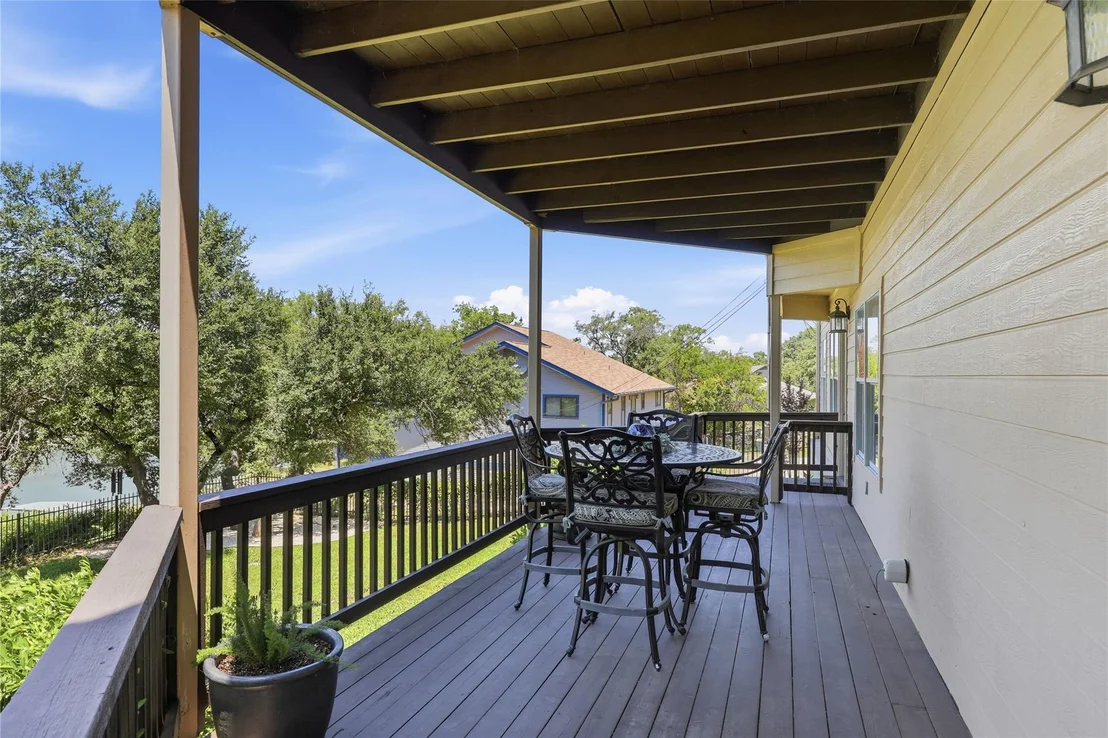 Photo of 10802 Beach RD