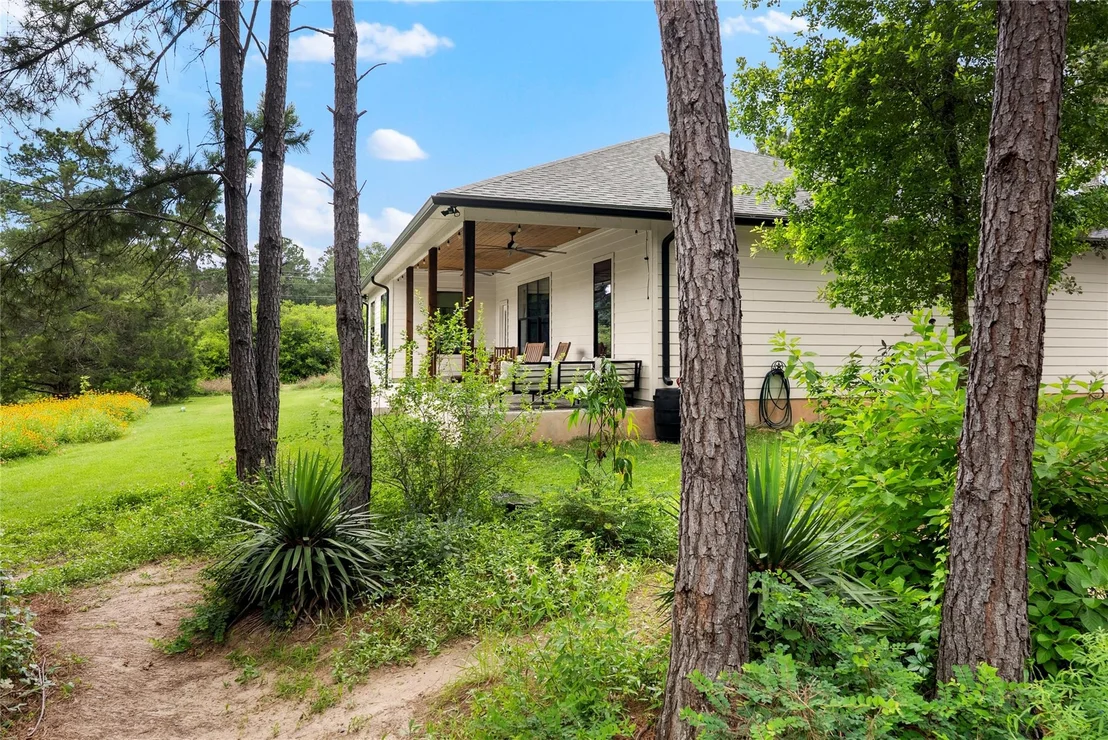 Photo of 111 Green Grass LN
