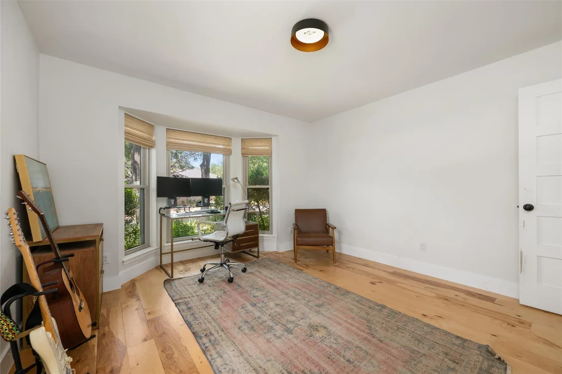 Photo of 6317 Gato PATH