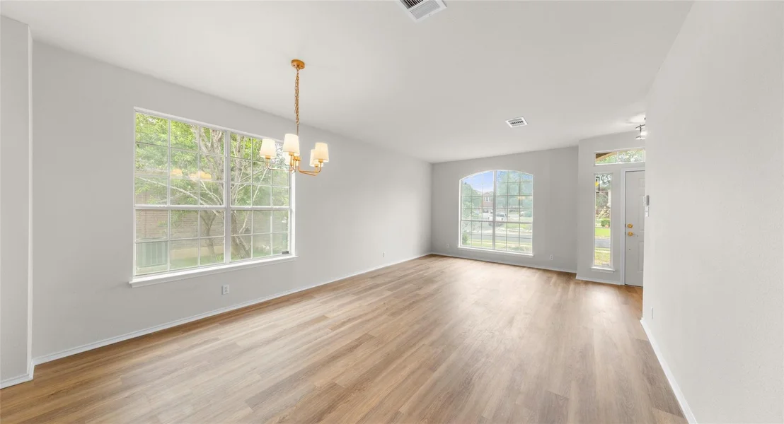 Photo of 412 Tamara DR