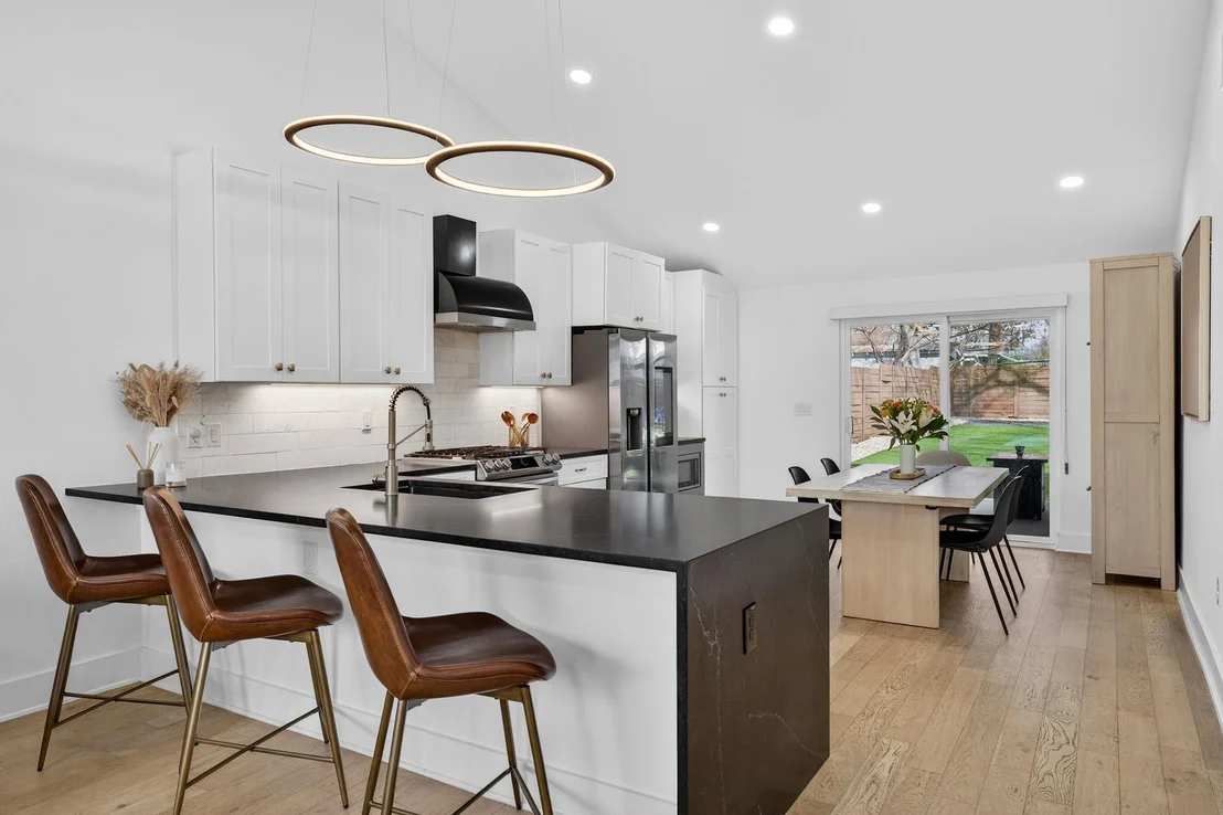 Photo of 504 W Croslin ST