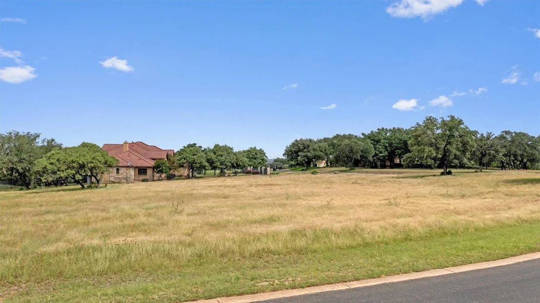 Photo of 25701 Cliff CIR