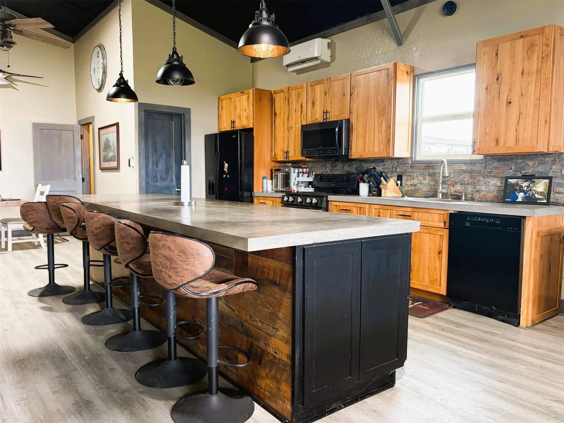 Photo of 397 Private Road 3072