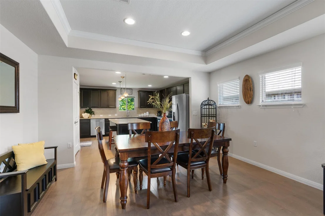 Photo of 110 Hobby ST