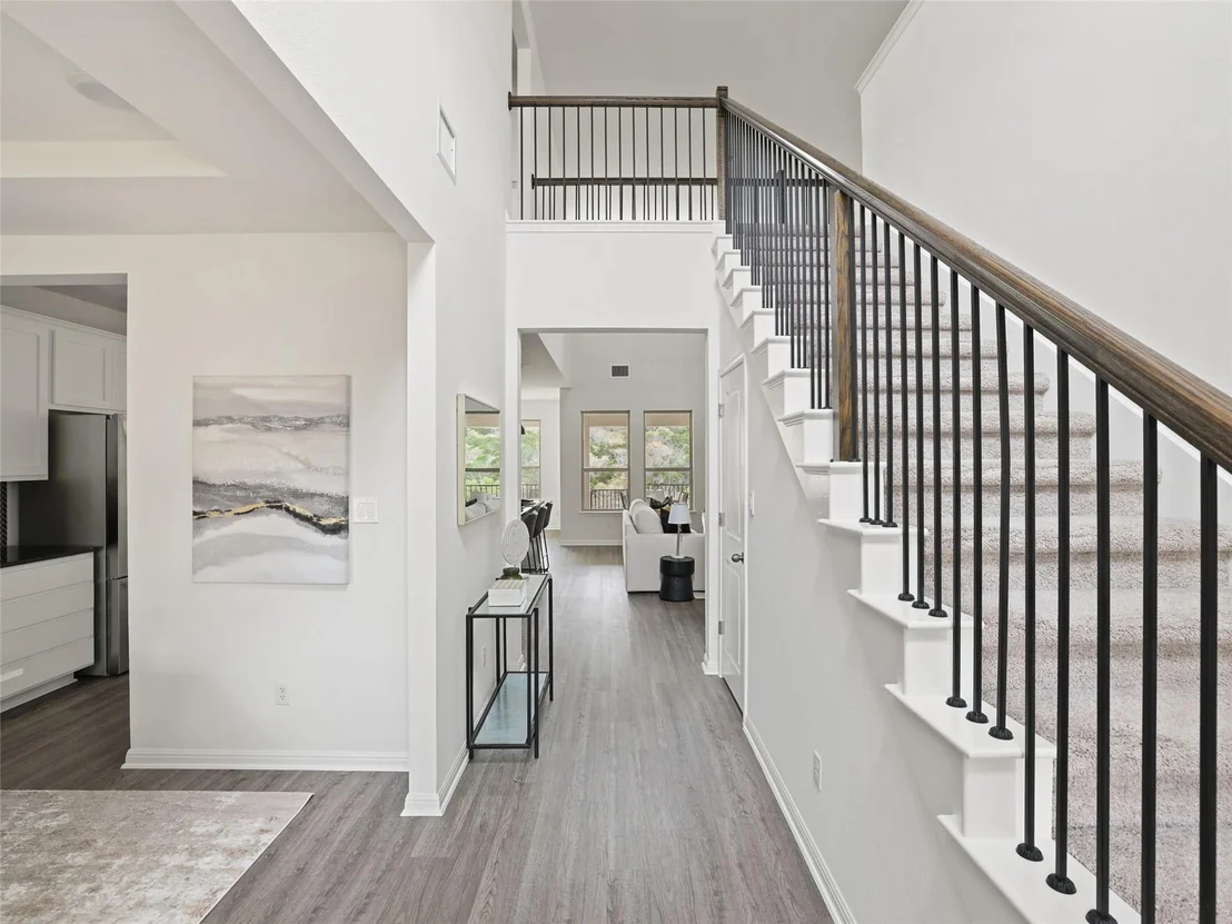 Photo of 1328 Brescia WALK