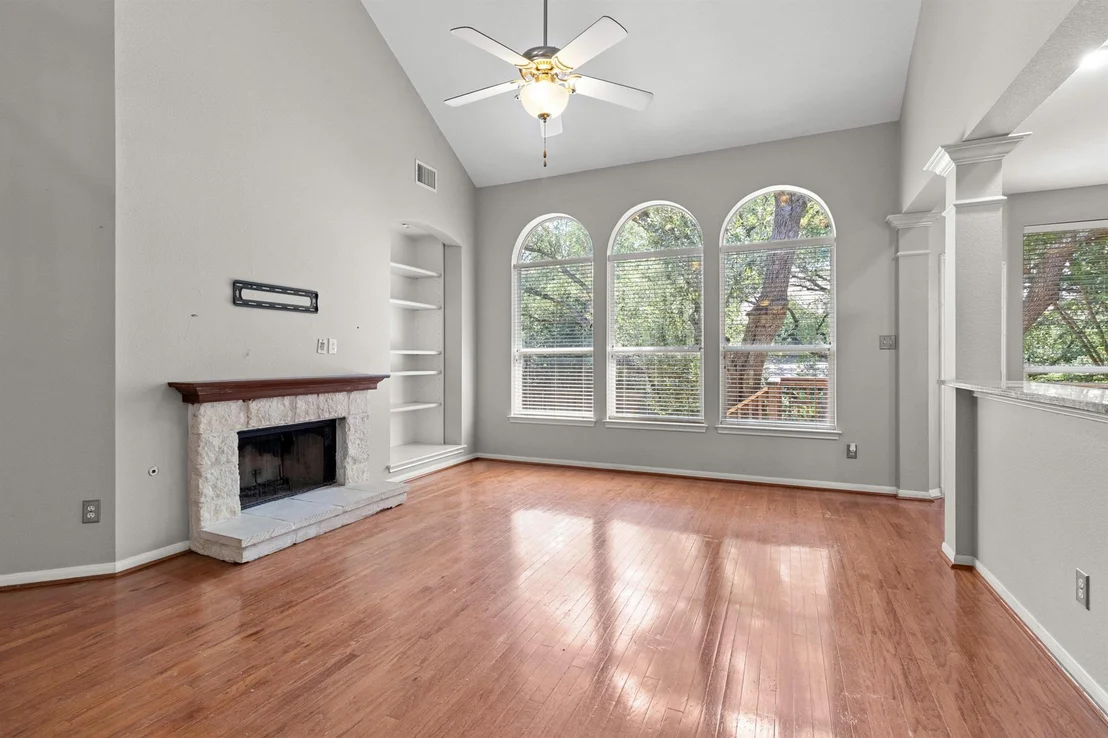 Photo of 6531 Clairmont DR