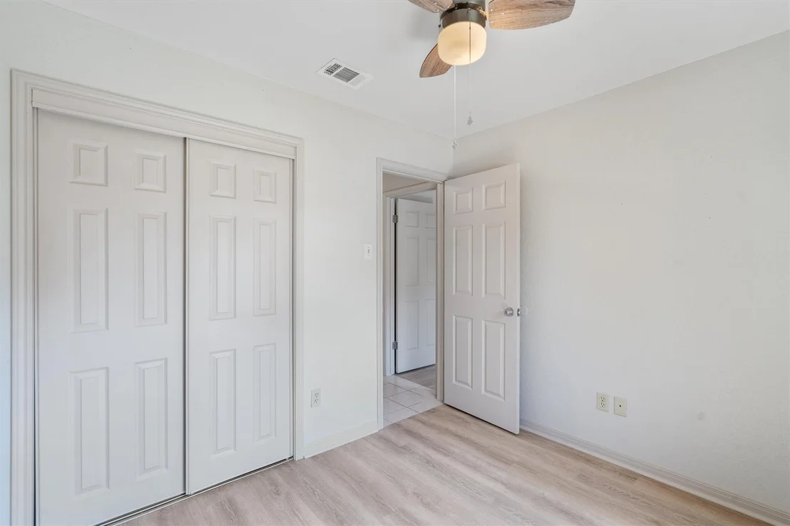 Photo of 2207 Mimosa TRL
