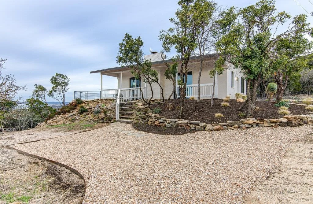 Photo of 215 Coyote LN