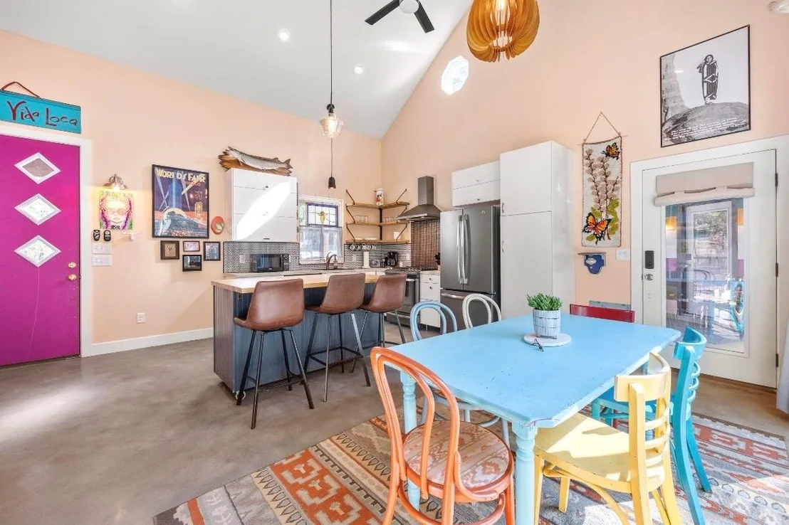 Photo of 108 Cowpoke CIR