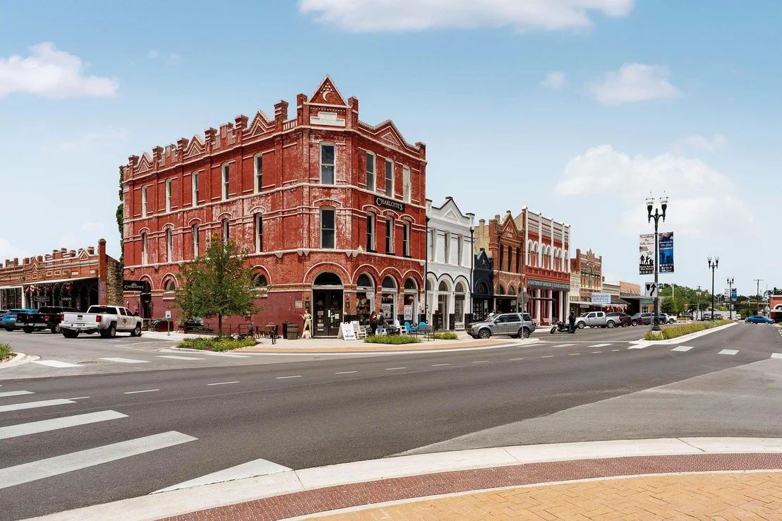 Photo of 400 Hackberry ST