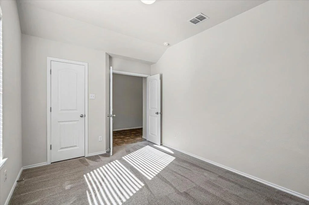 Photo of 377 Dragon Ridge RD