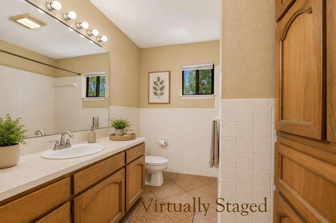 Photo of 2808 Kings Circle DR