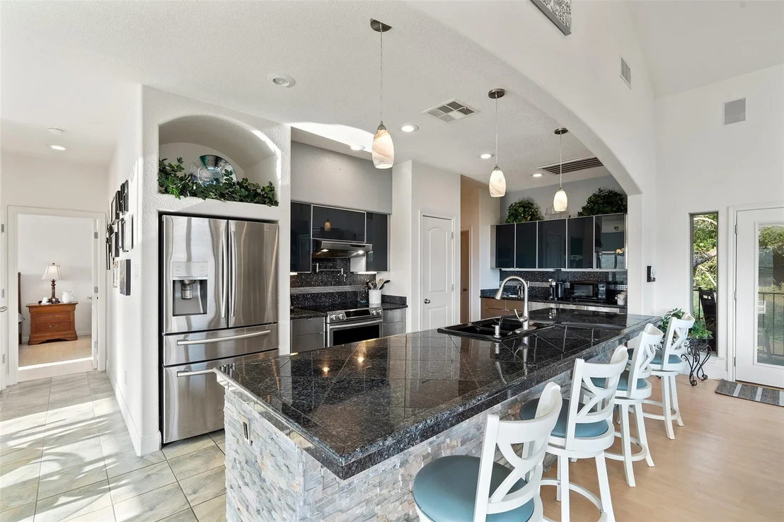 Photo of 11102 Hill Dr