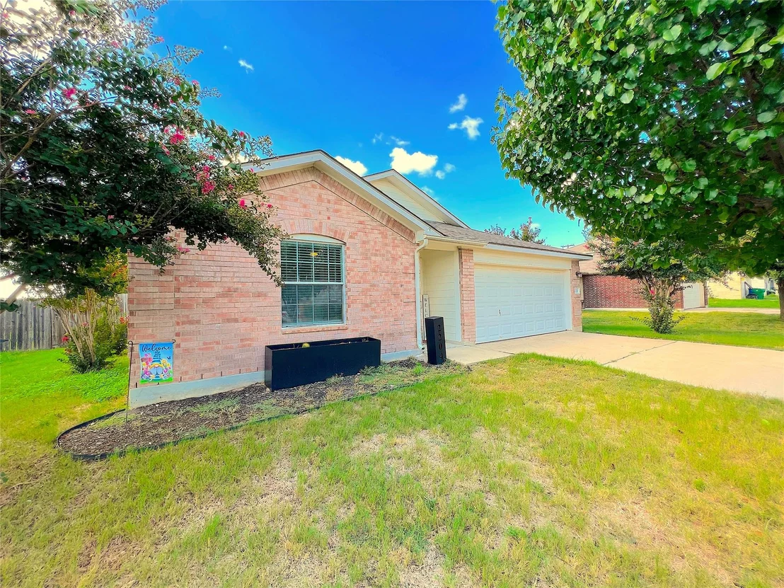 Photo of 2204 Brewers PL