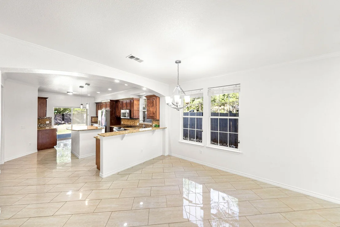 Photo of 263 Indian Oak DR