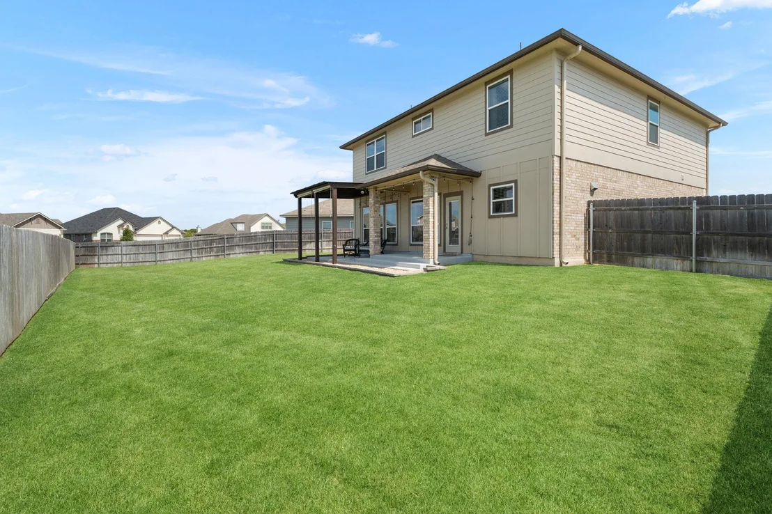 Photo of 10239 Six Shooter LN