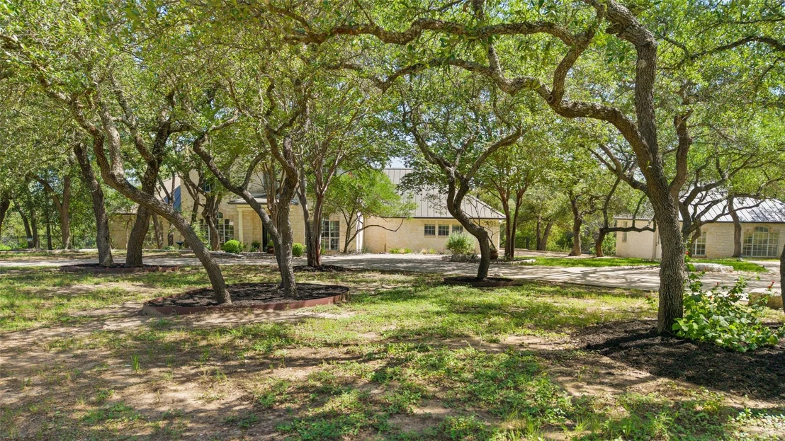 Photo of 604 N River Hills RD