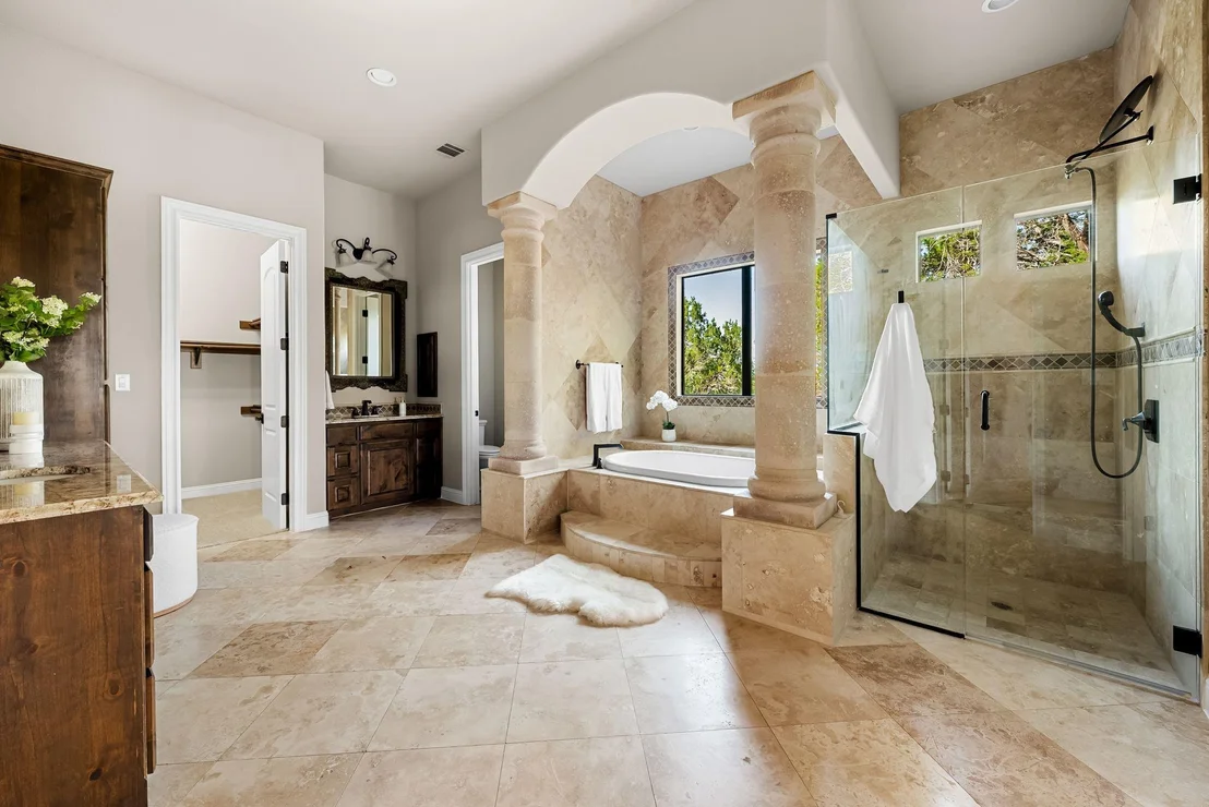 Photo of 8145 Lake Mountain LN