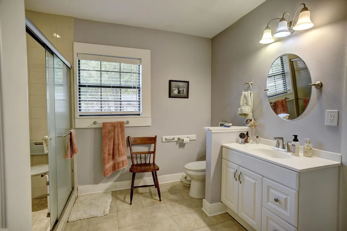 Photo of 1401 Hill ST