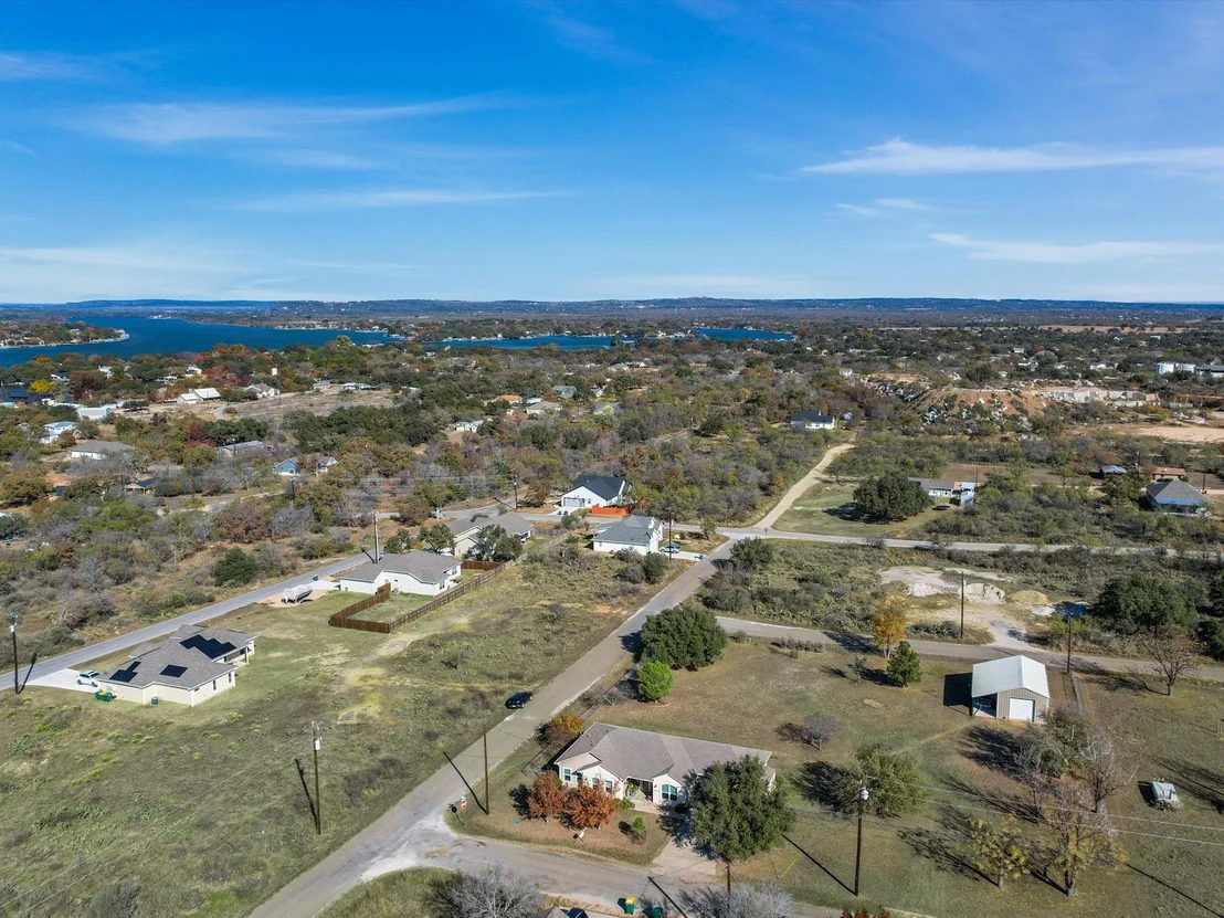 Photo of 154 W Pine DR