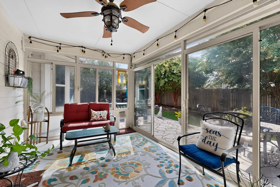 Photo of 928 Tabernash DR