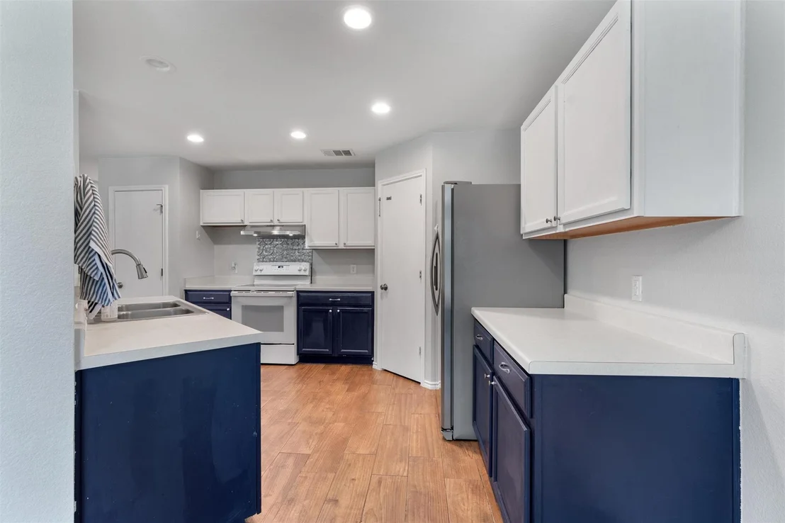 Photo of 620 Lavaca LOOP