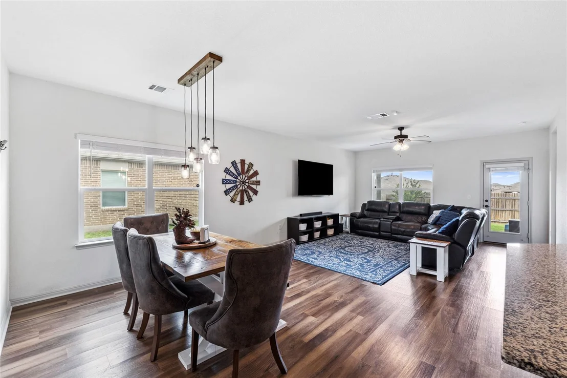 Photo of 717 Dubina Ave