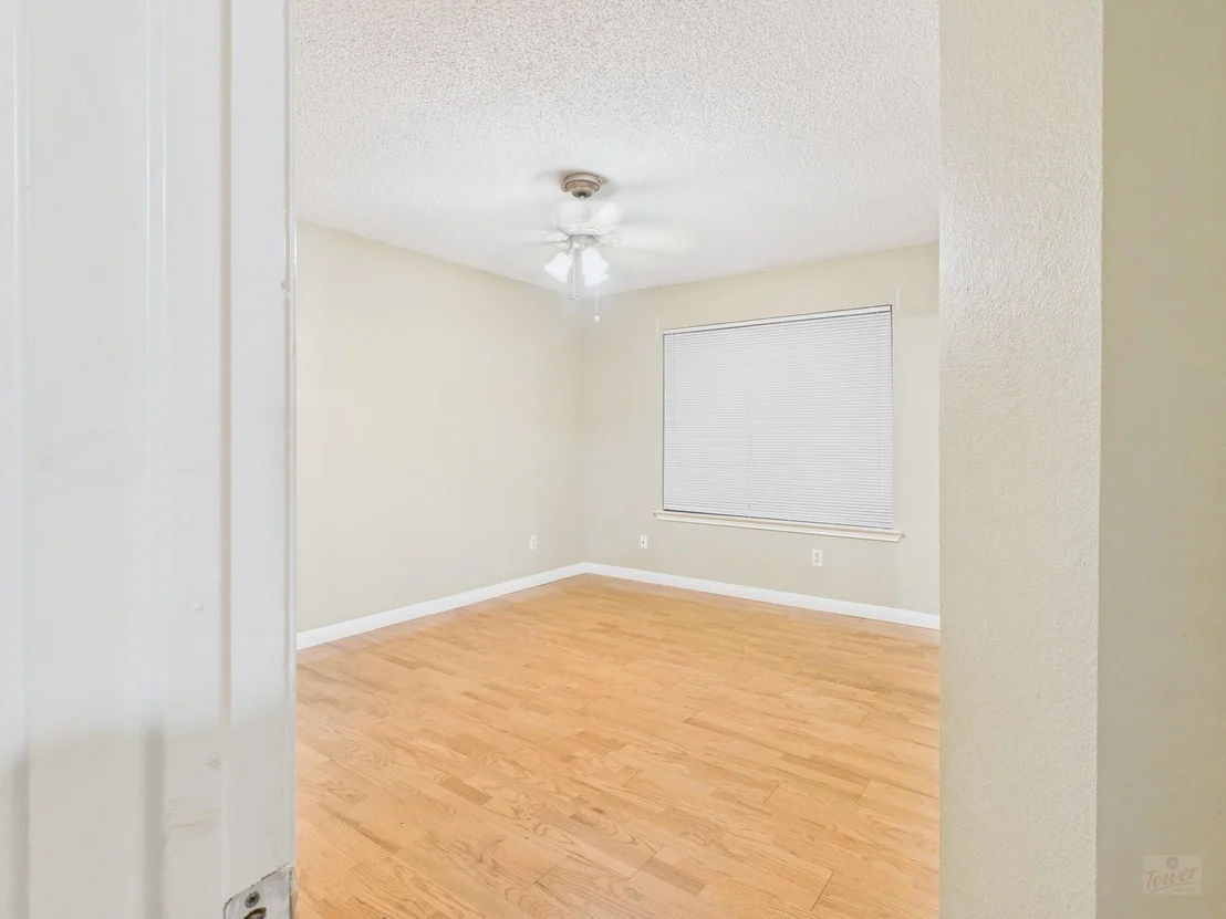 Photo of 14405 Tiffer LN