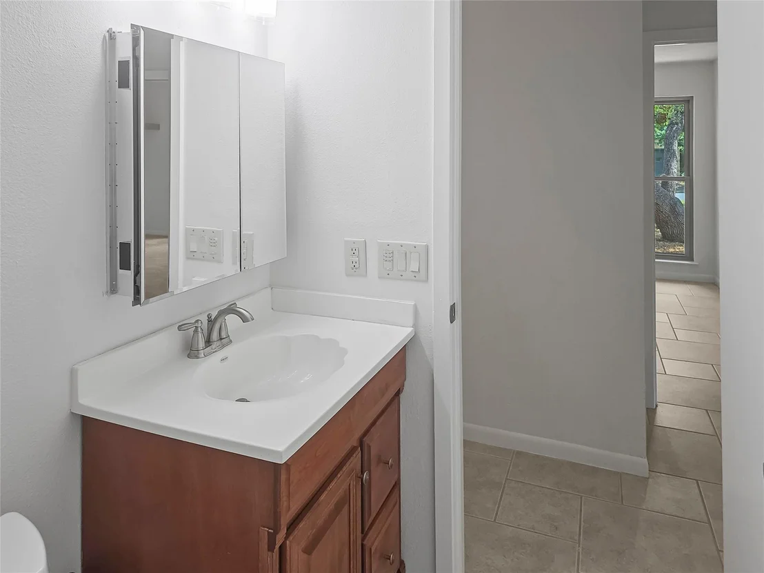 Photo of 11802 Highland Oaks TRL