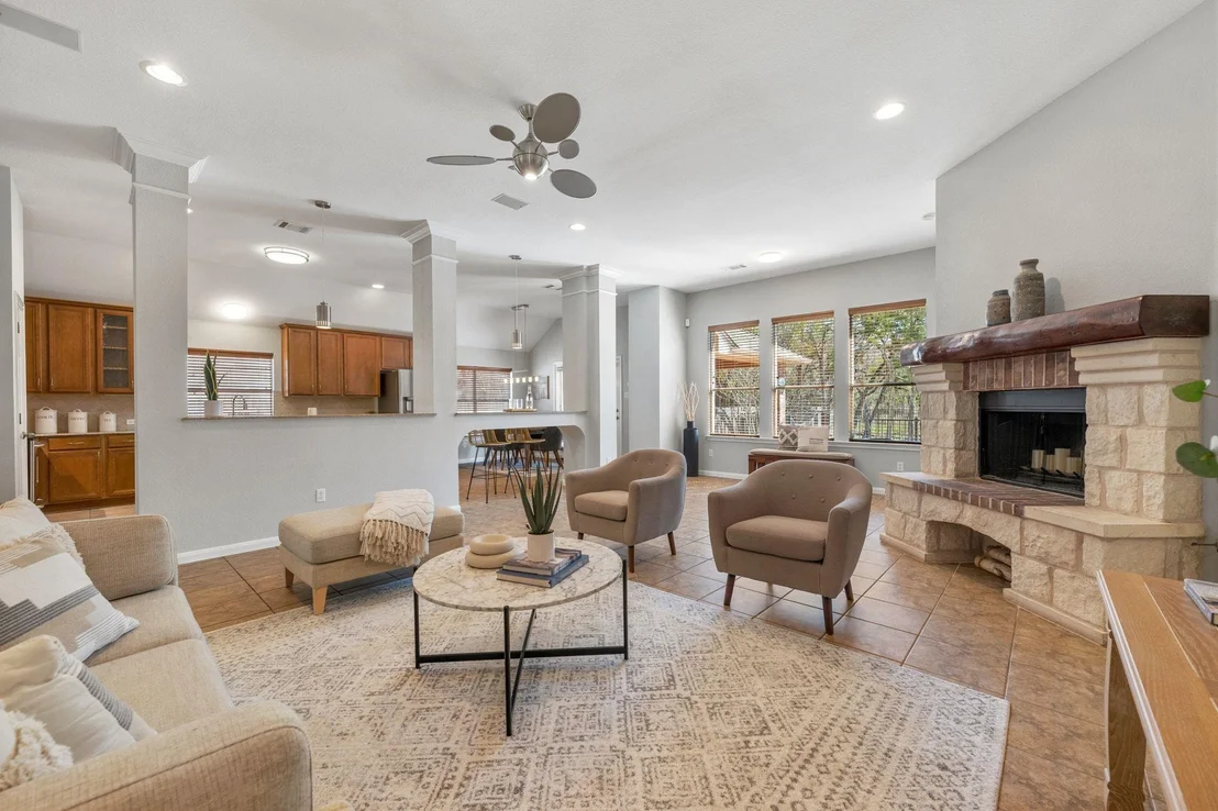 Photo of 9905 Savannah Ridge DR