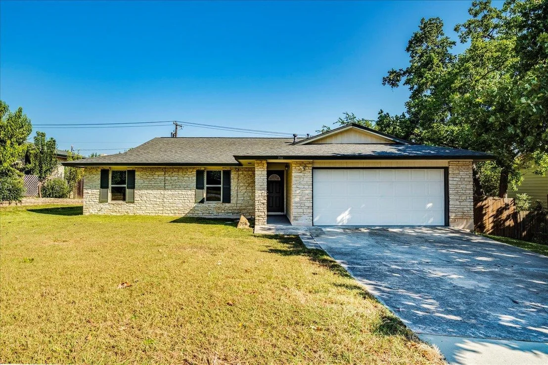 Photo of 706 WINDSOR RD