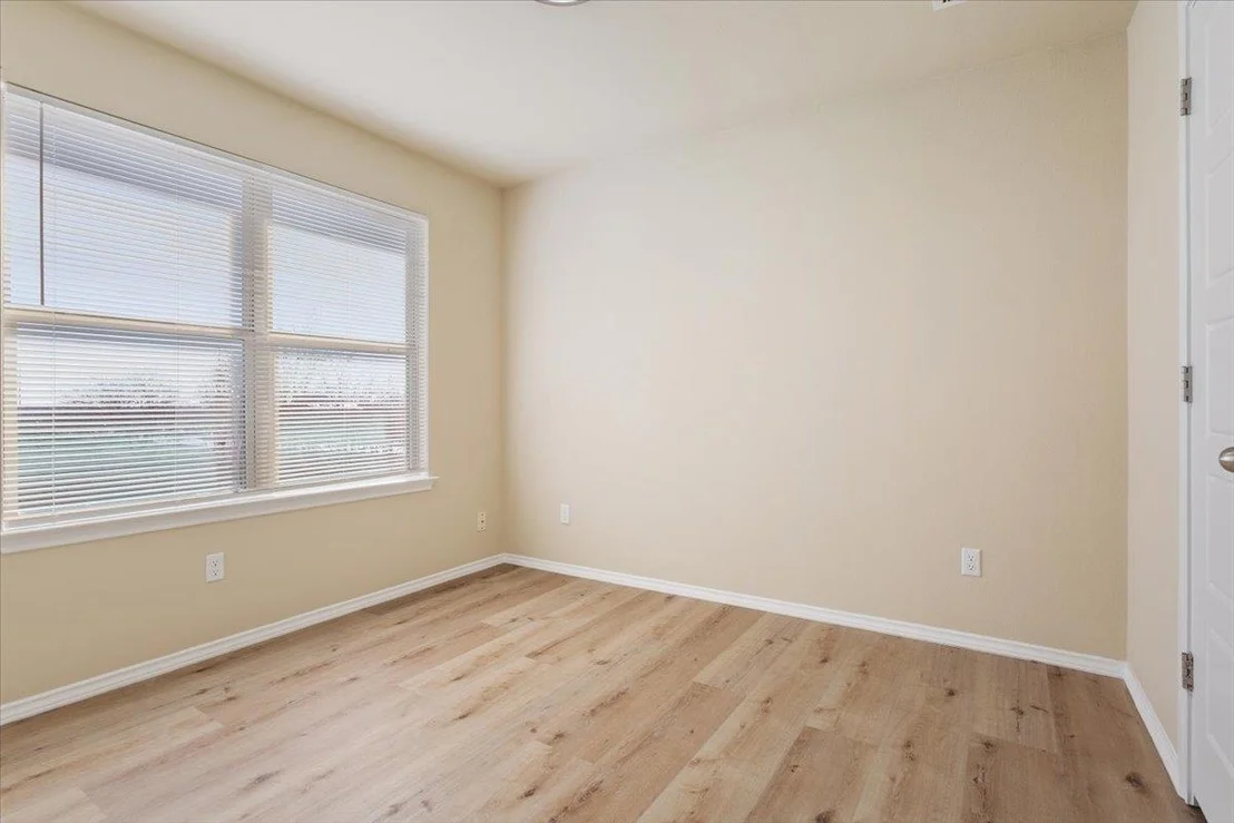 Photo of 1024 Chad LOOP