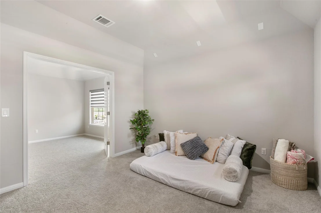 Photo of 108 Staunton DR