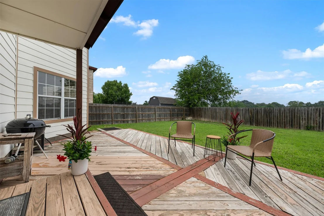 Photo of 200 Deercreek LN