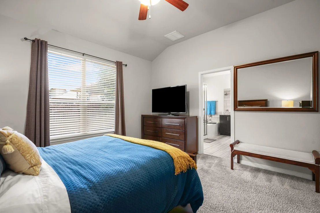 Photo of 2302 Alayna CV