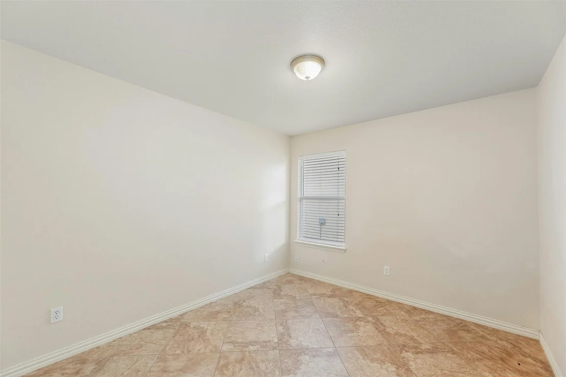 Photo of 18412 Sunhaven CV