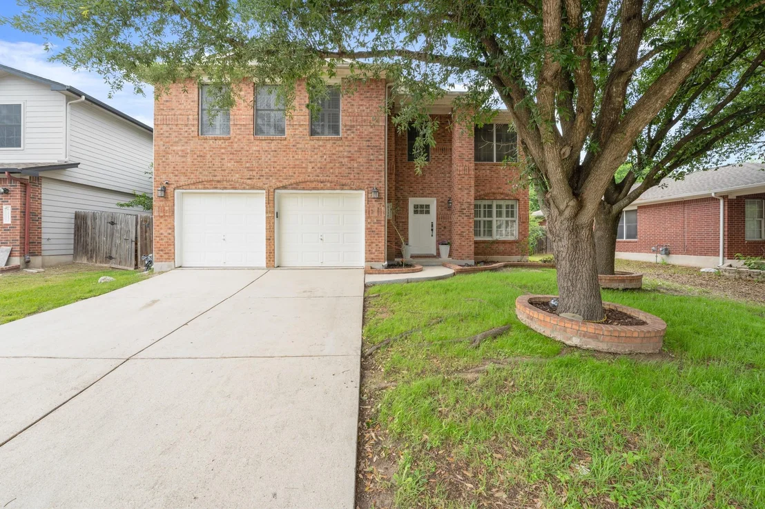 Photo of 6116 Speyside DR