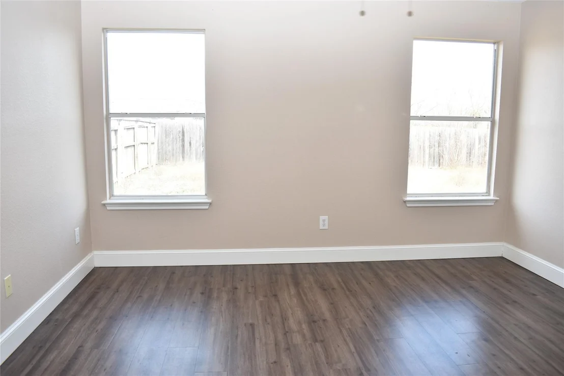 Photo of 804 Lavaca LOOP