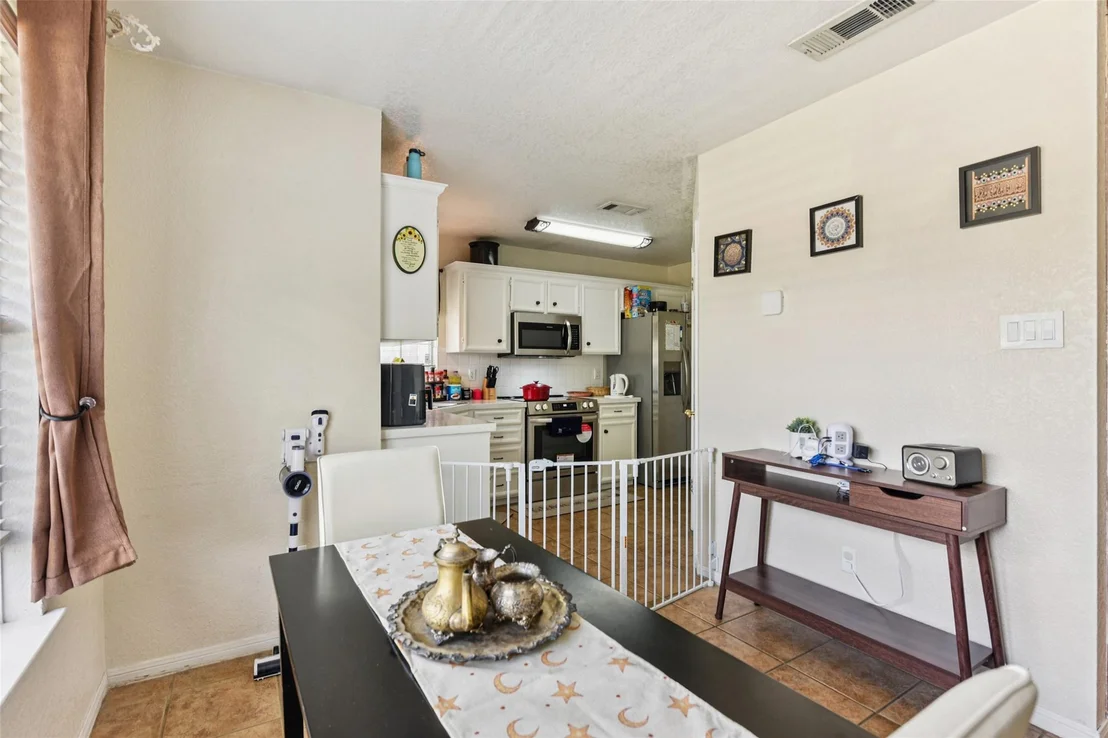 Photo of 5318 W Ridge BLVD