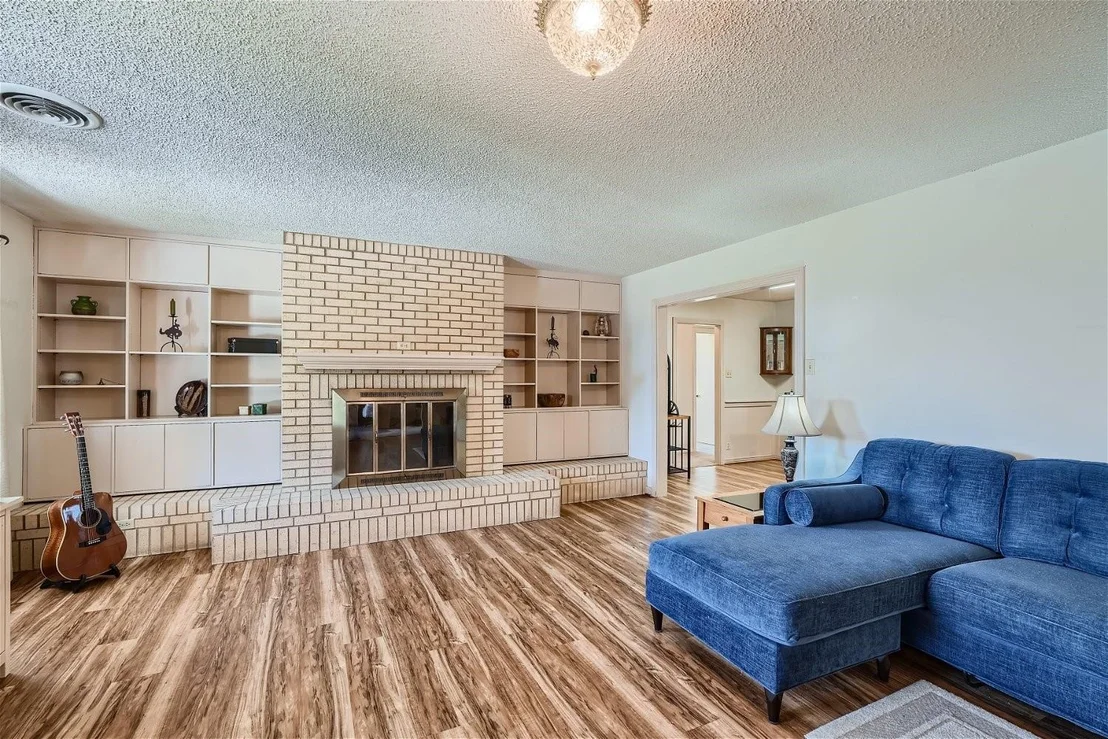 Photo of 2003 Mimosa DR