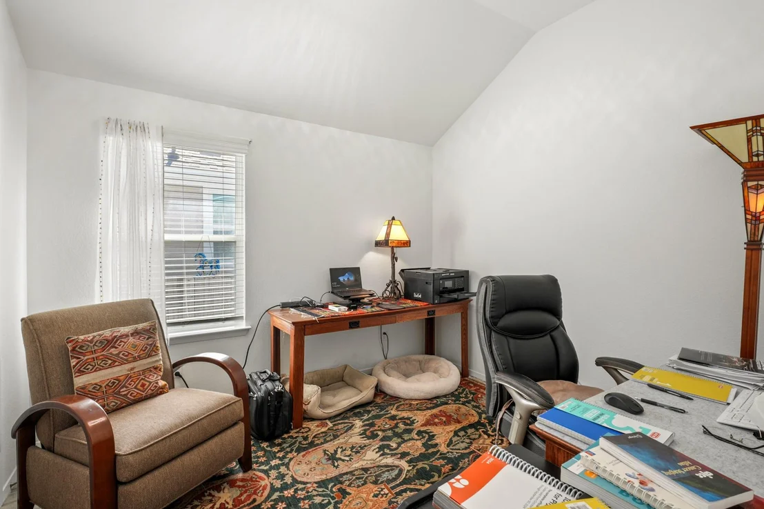 Photo of 128 Riverhill DR