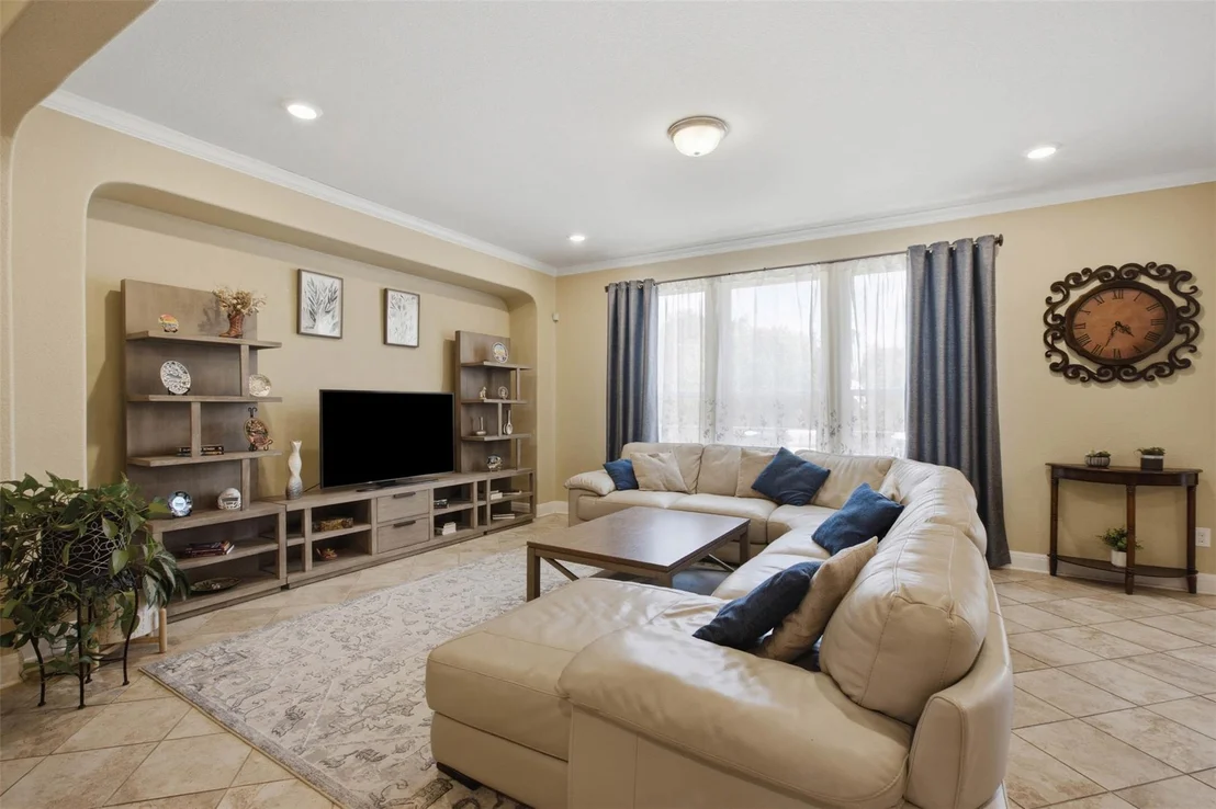 Photo of 626 Landon Samuel LOOP