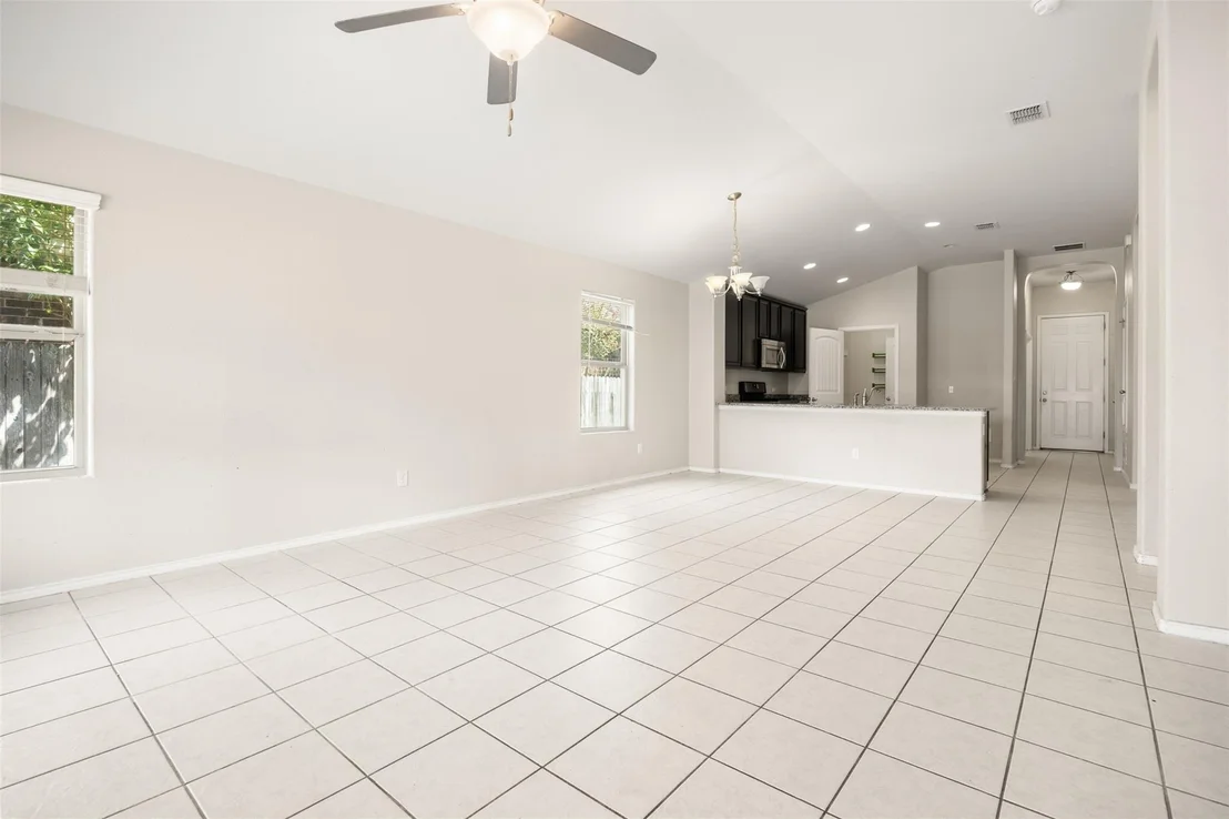 Photo of 2514 Garlic Creek DR