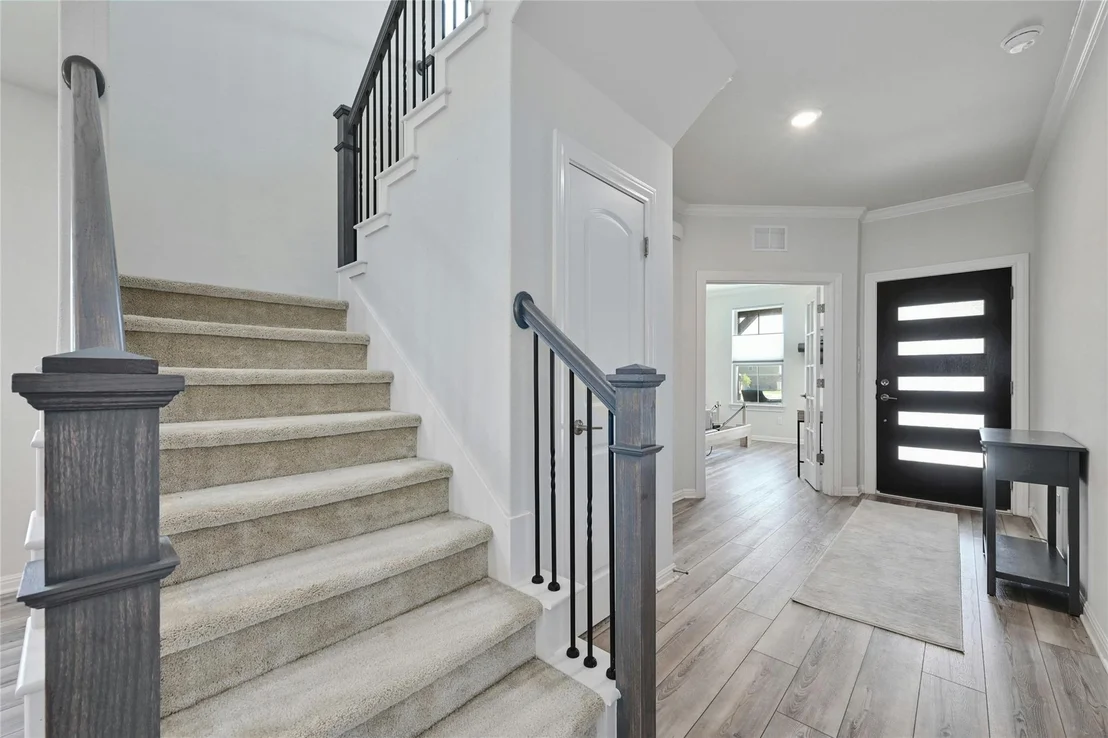 Photo of 468 Purple Heart DR