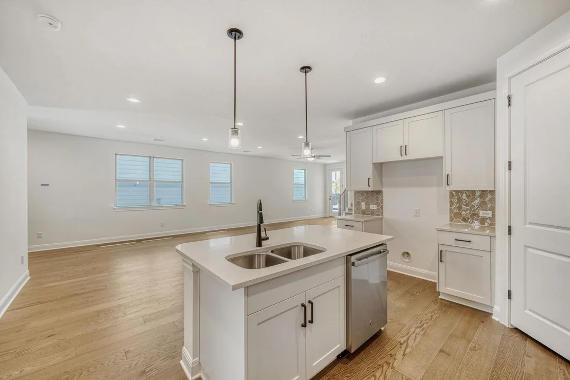 Photo of 448 Burlington DR